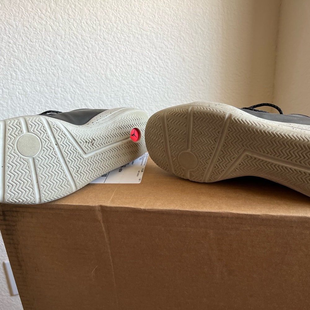 Jordan Eclipse sneaker size 9.5 in Good Condition - Picture 9 of 9